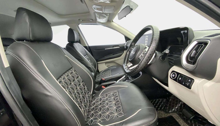 2023 KIA SONET 	 HTX 1.0 TURBO DCT, Petrol, Automatic, 26,088 km, Right Side Front Door Cabin