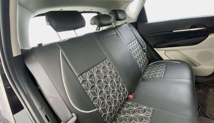 2023 KIA SONET 	 HTX 1.0 TURBO DCT, Petrol, Automatic, 26,088 km, Right Side Rear Door Cabin