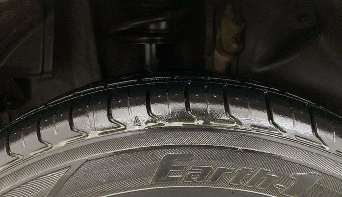 2016 Tata Tiago XZ PETROL, Petrol, Manual, 42,863 km, Right Rear Tyre Tread