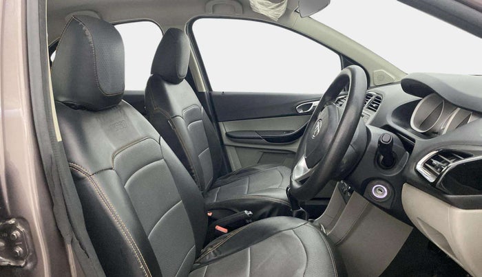 2016 Tata Tiago XZ PETROL, Petrol, Manual, 42,863 km, Right Side Front Door Cabin