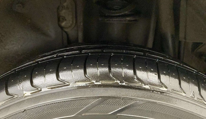 2016 Tata Tiago XZ PETROL, Petrol, Manual, 42,863 km, Left Rear Tyre Tread