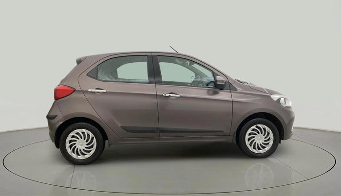 2016 Tata Tiago XZ PETROL, Petrol, Manual, 42,863 km, Right Side View