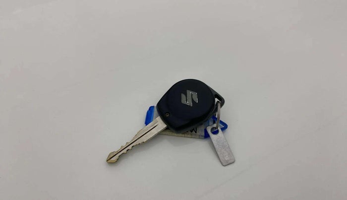 2020 Maruti S PRESSO VXI PLUS AMT, Petrol, Automatic, 49,301 km, Key Close Up