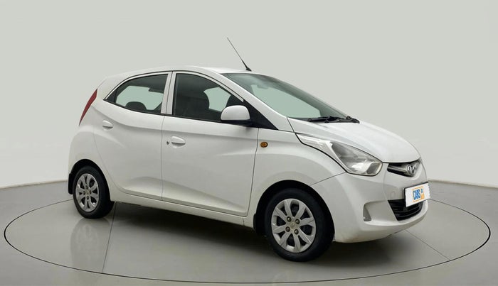 2014 Hyundai Eon SPORTZ, Petrol, Manual, 31,636 km, Right Front Diagonal