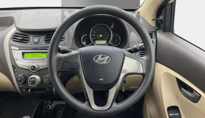 2014 Hyundai Eon SPORTZ, Petrol, Manual, 31,636 km, Steering Wheel Close Up