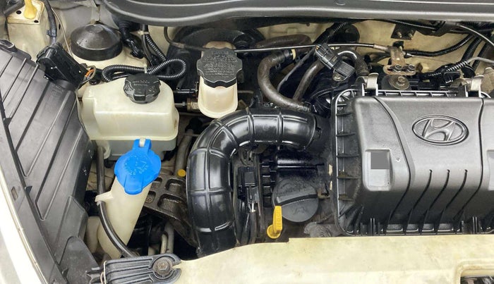 2014 Hyundai Eon SPORTZ, Petrol, Manual, 31,636 km, Engine View - Right