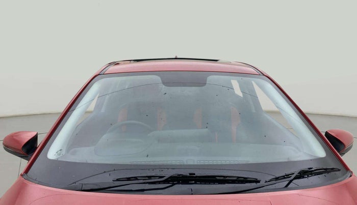 2023 Hyundai NEW I20 ASTA (O) 1.2 MT, Petrol, Manual, 25,833 km, Front Windshield