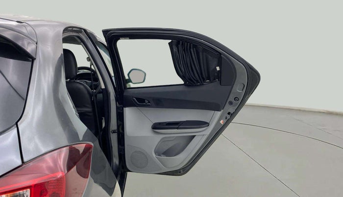 2022 Tata Tiago XT CNG, CNG, Manual, 19,714 km, RHS Rear Door