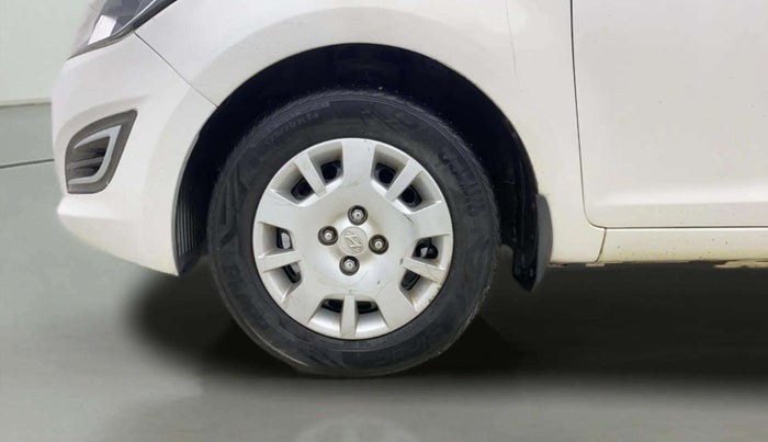 2013 Hyundai i20 MAGNA 1.2, Petrol, Manual, 62,984 km, Left Front Wheel