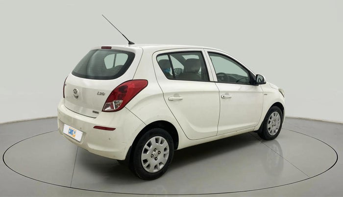 2013 Hyundai i20 MAGNA 1.2, Petrol, Manual, 62,984 km, Right Back Diagonal