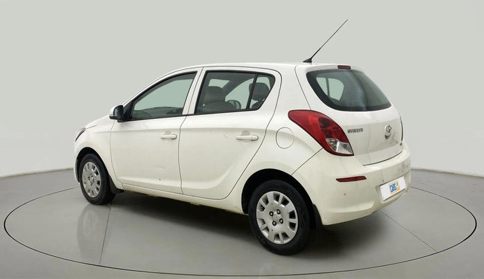 2013 Hyundai i20 MAGNA 1.2, Petrol, Manual, 62,984 km, Left Back Diagonal