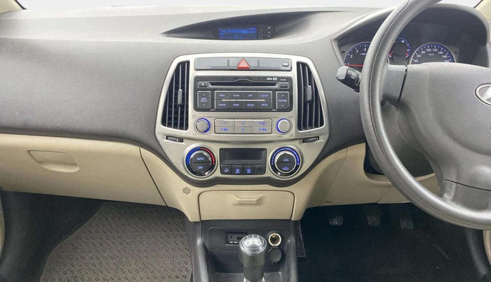 2013 Hyundai i20 MAGNA 1.2, Petrol, Manual, 62,984 km, Air Conditioner