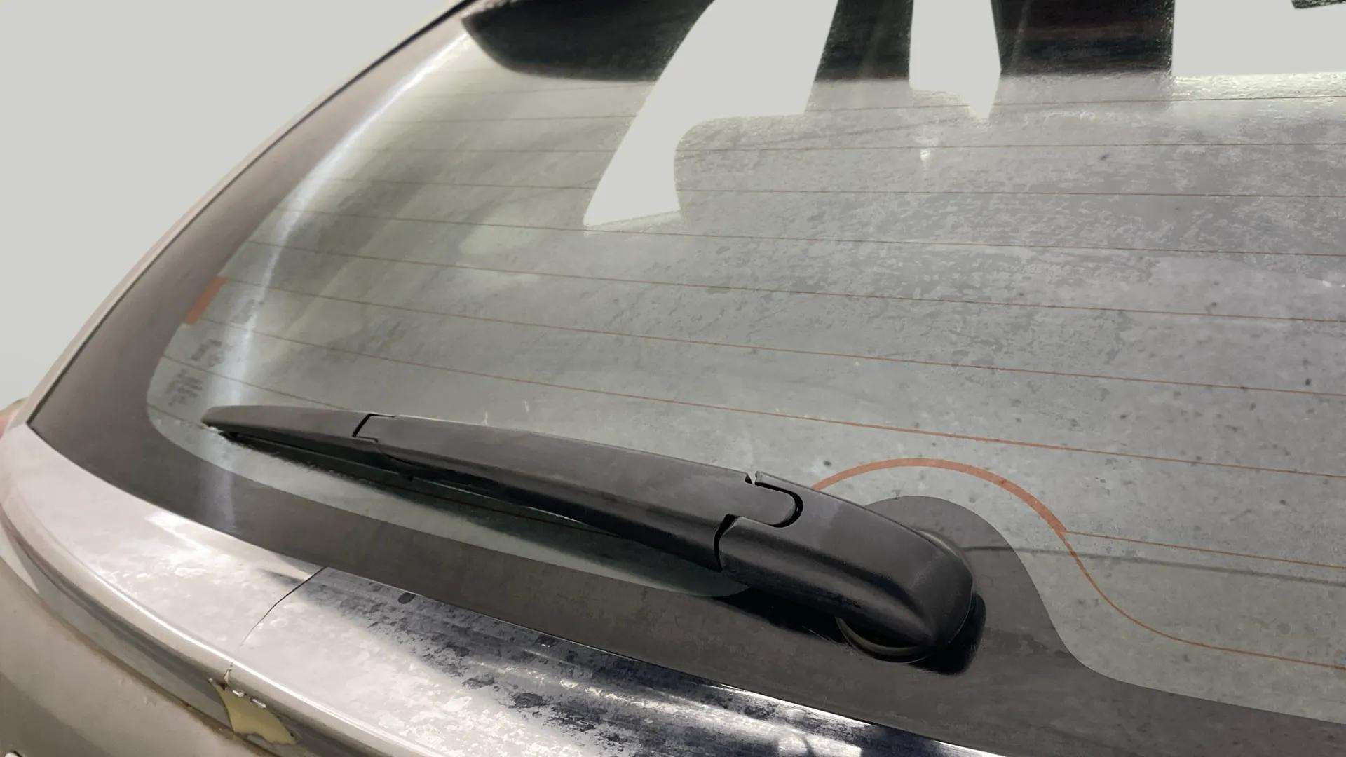 Rear-windshield-wiper-blade-24