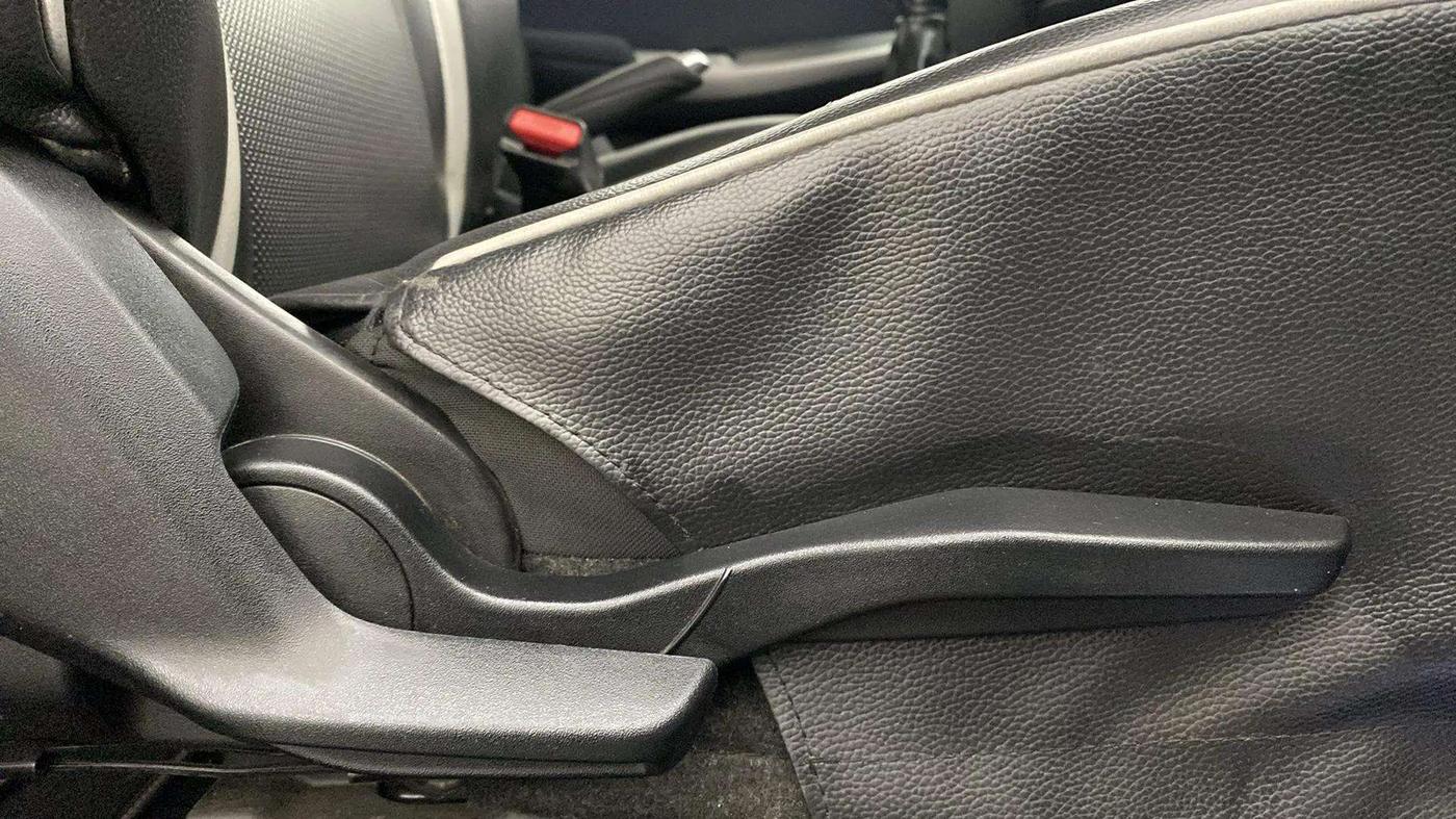 2021 Toyota Glanza G, Petrol, Manual, 71,343 km, Driver Side Adjustment Panel