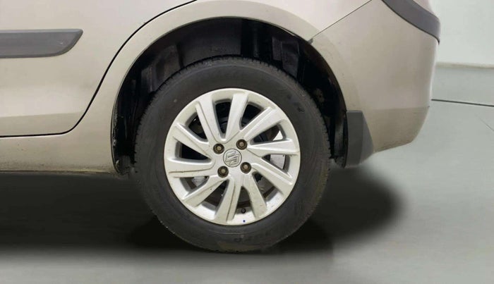2016 Maruti Swift Dzire ZXI, Petrol, Manual, 28,798 km, Left Rear Wheel