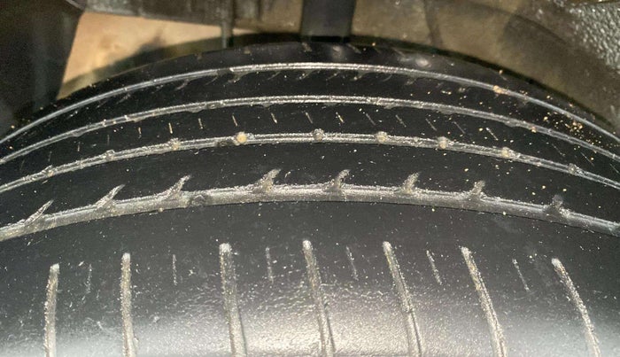 2019 Tata NEXON XZ PETROL, Petrol, Manual, 59,568 km, Right Rear Tyre Tread