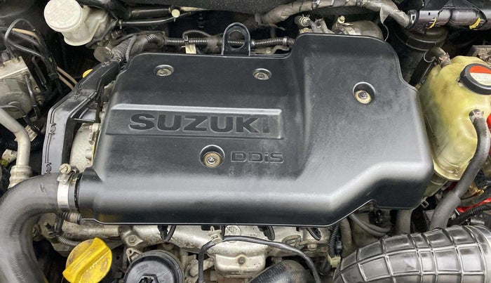 2017 Maruti Swift VDI (O), Diesel, Manual, 98,532 km, Engine View