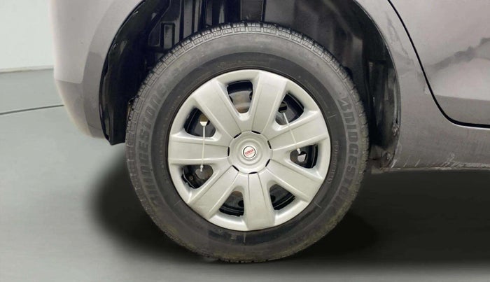 2017 Maruti Swift VDI (O), Diesel, Manual, 98,532 km, Right Rear Wheel