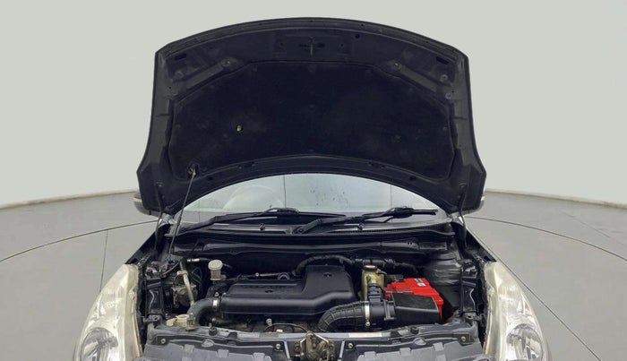 2017 Maruti Swift VDI (O), Diesel, Manual, 98,532 km, Open Bonet