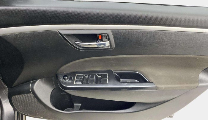 2017 Maruti Swift VDI (O), Diesel, Manual, 98,532 km, Driver Side Door Panels Control