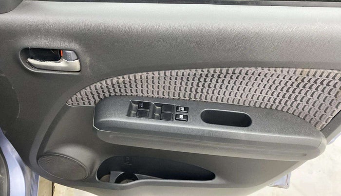 2016 Maruti Ritz VXI, Petrol, Manual, 82,690 km, Driver Side Door Panels Control