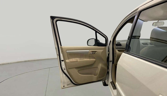 2015 Maruti Ertiga VXI, Petrol, Manual, 78,453 km, LHS Front Door