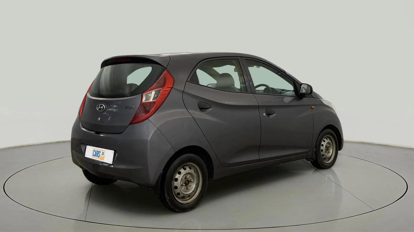 2017 Hyundai Eon ERA +, Petrol, Manual, 14,700 km, Right Back Diagonal