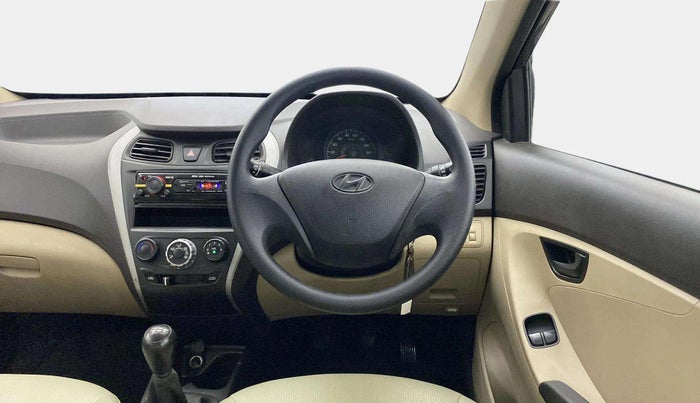 2017 Hyundai Eon ERA +, Petrol, Manual, 14,700 km, Steering Wheel Close Up