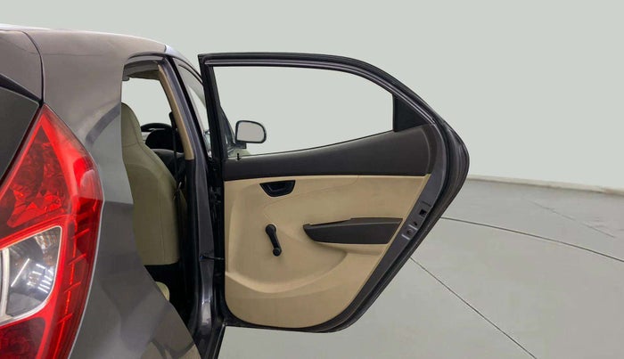 2017 Hyundai Eon ERA +, Petrol, Manual, 14,700 km, RHS Rear Door