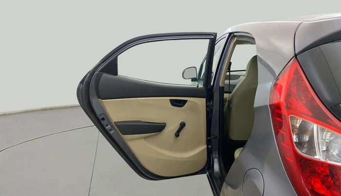 2017 Hyundai Eon ERA +, Petrol, Manual, 14,700 km, LHS Rear Door