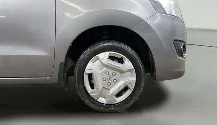 2015 Maruti Wagon R 1.0 VXI, Petrol, Manual, 17,404 km, Right Front Wheel