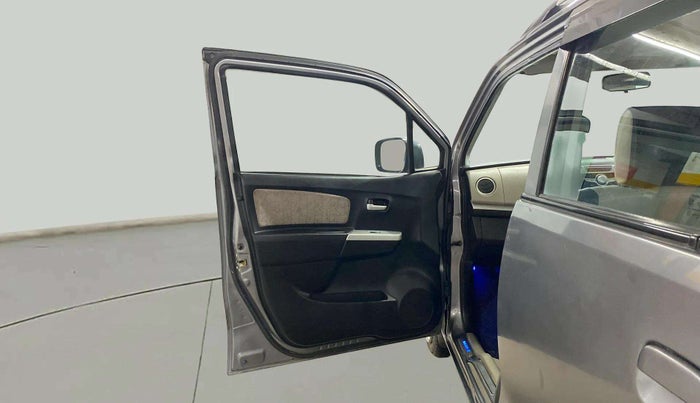 2015 Maruti Wagon R 1.0 VXI, Petrol, Manual, 17,404 km, LHS Front Door
