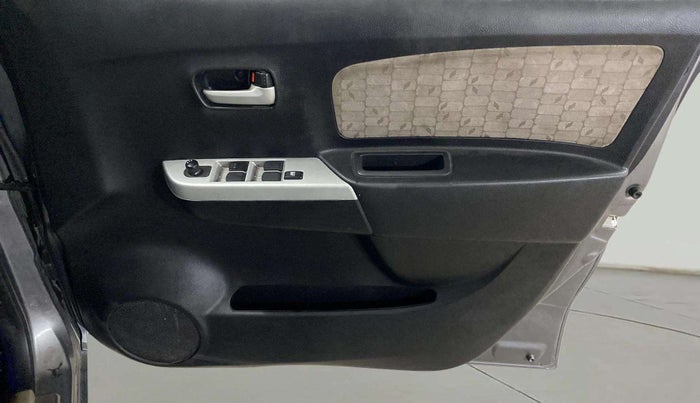 2015 Maruti Wagon R 1.0 VXI, Petrol, Manual, 17,404 km, Driver Side Door Panels Control