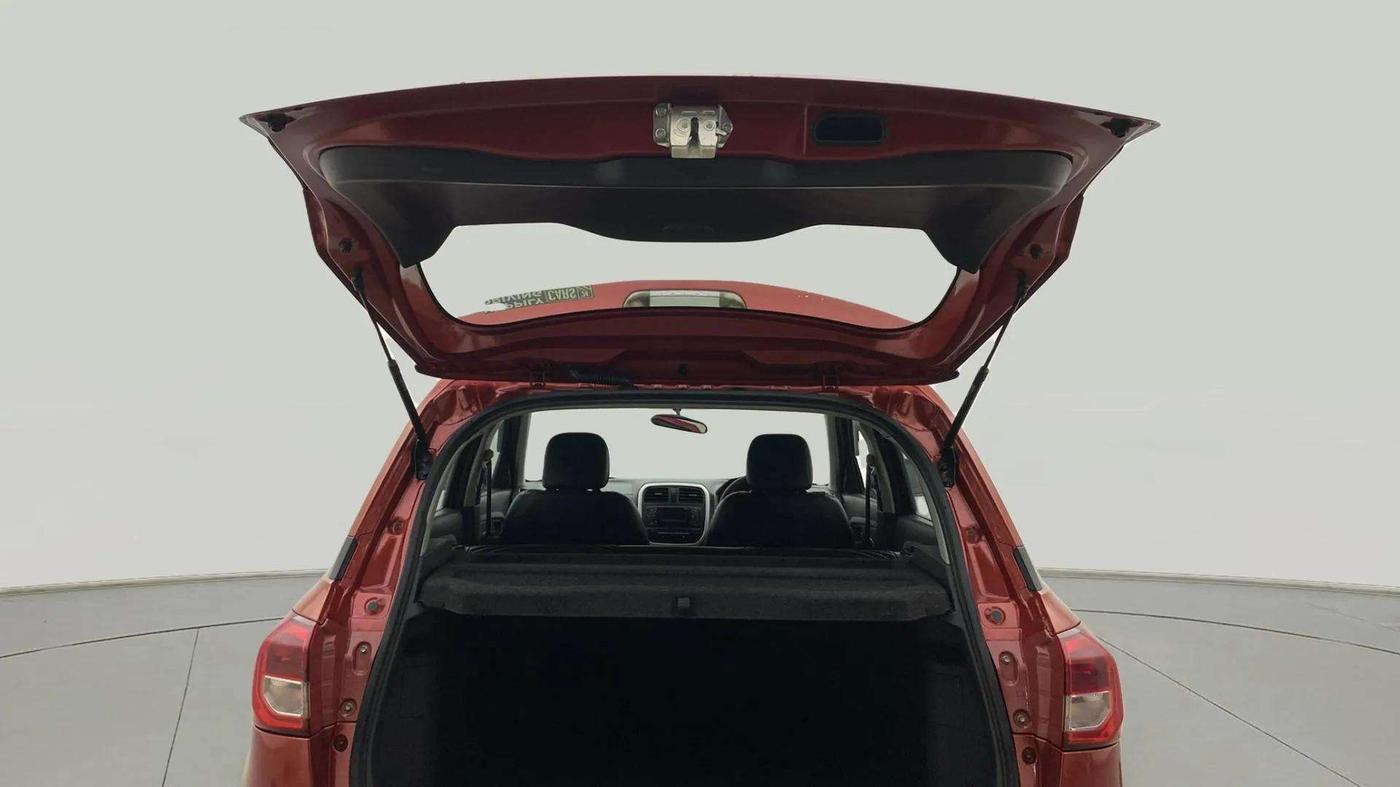 2017 Maruti Vitara Brezza LDI (O), Diesel, Manual, 1,35,064 km, Boot Door Open