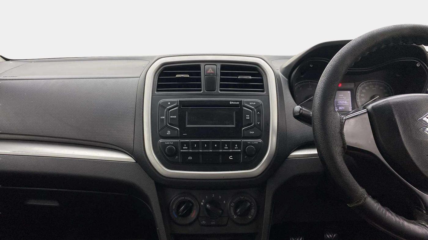 2017 Maruti Vitara Brezza LDI (O), Diesel, Manual, 1,35,064 km, Air Conditioner