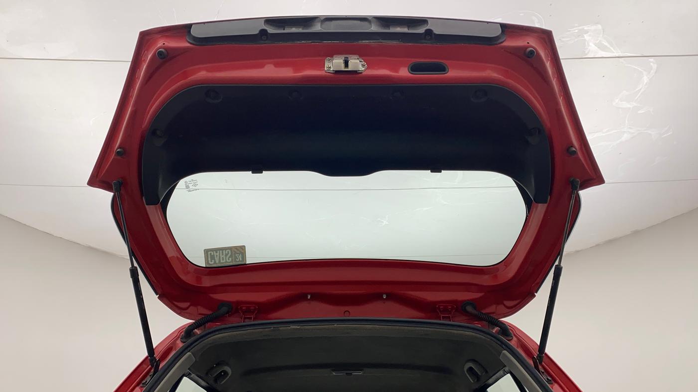 2017 Maruti Swift VXI O, Petrol, Manual, 52,155 km, Boot Door Open