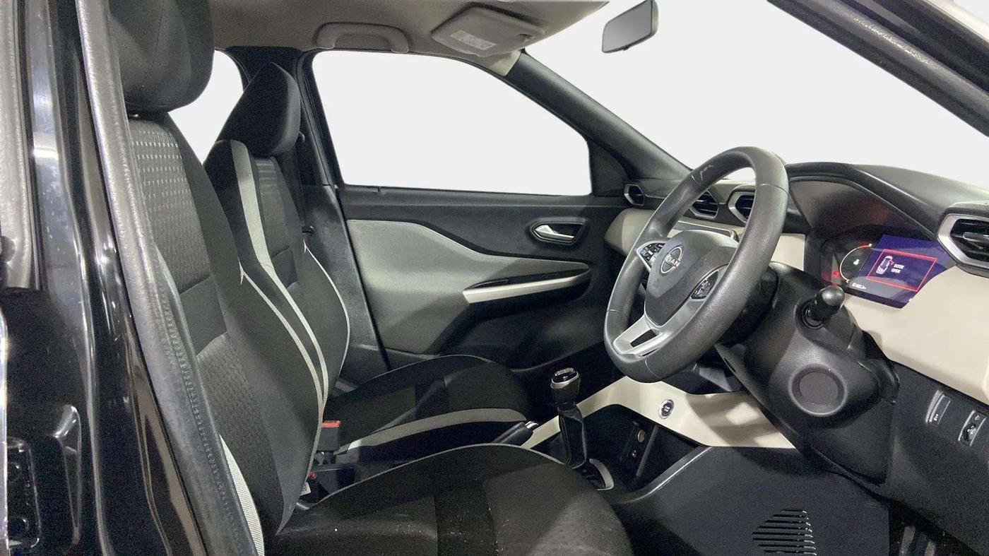 2022 Nissan MAGNITE XV TURBO, Petrol, Manual, 45,021 km, Right Side Front Door Cabin