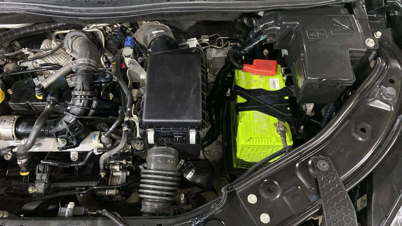 2022 Nissan MAGNITE XV TURBO, Petrol, Manual, 45,021 km, Engine View - Left