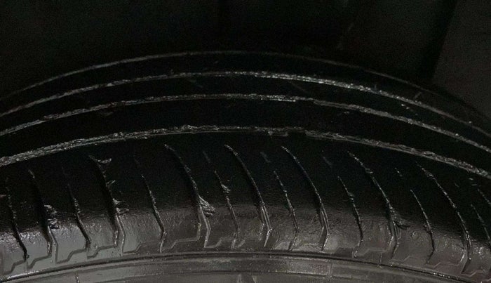 2022 Nissan MAGNITE XV TURBO, Petrol, Manual, 44,930 km, Left Rear Tyre Tread
