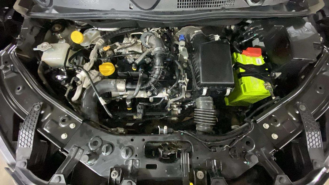 2022 Nissan MAGNITE XV TURBO, Petrol, Manual, 45,021 km, Engine View