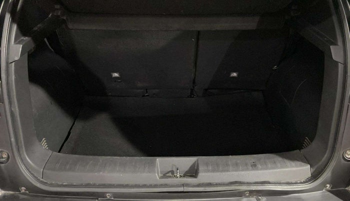 2022 Nissan MAGNITE XV TURBO, Petrol, Manual, 44,930 km, Boot Inside