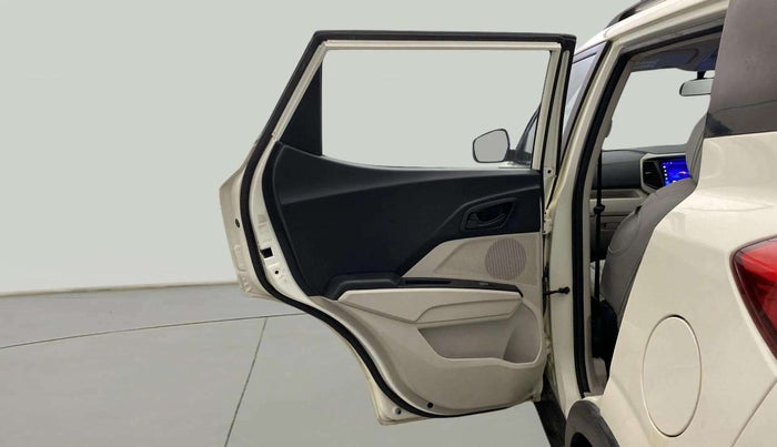 2019 Mahindra XUV300 W6 1.2 PETROL, Petrol, Manual, 69,402 km, LHS Rear Door