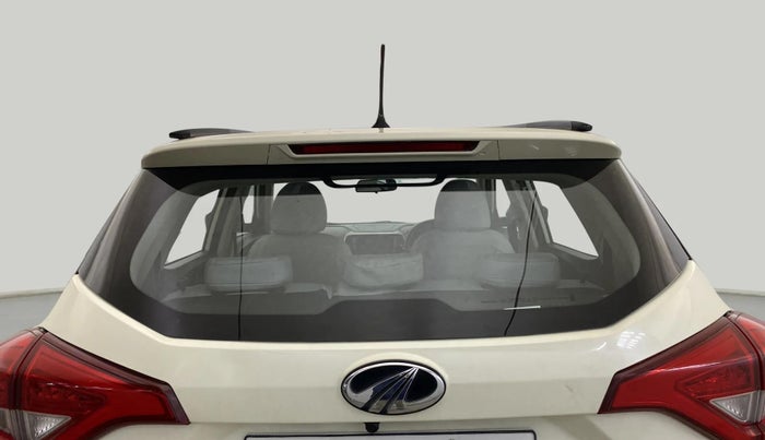 2019 Mahindra XUV300 W6 1.2 PETROL, Petrol, Manual, 69,402 km, Rear Windshield