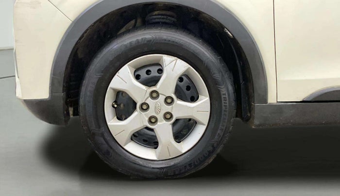2019 Mahindra XUV300 W6 1.2 PETROL, Petrol, Manual, 69,402 km, Left Front Wheel