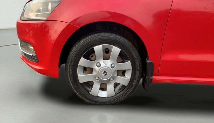 2017 Volkswagen Polo COMFORTLINE 1.2L, Petrol, Manual, 90,096 km, Left Front Wheel