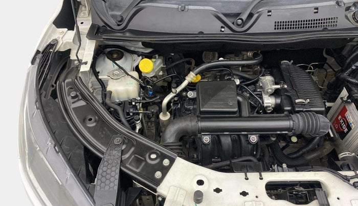 2022 Nissan MAGNITE XV EXECUTIVE, Petrol, Manual, 44,576 km, Engine View - Right