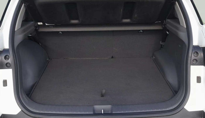 2024 Hyundai Creta SX (O) 1.5 PETROL, Petrol, Manual, 28,102 km, Boot Inside
