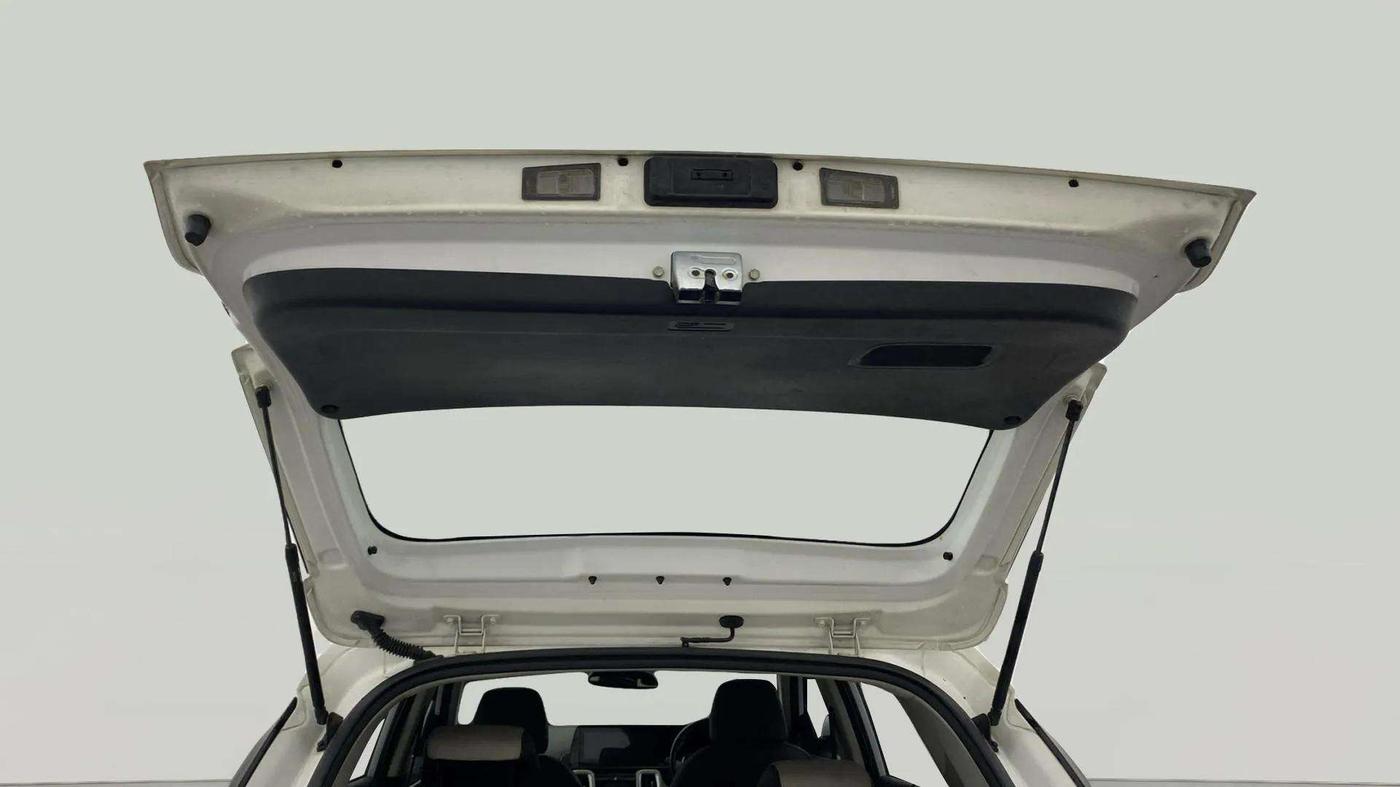 2020 KIA SONET HTX PLUS 1.0 IMT, Petrol, Manual, 82,245 km, Boot Door Open