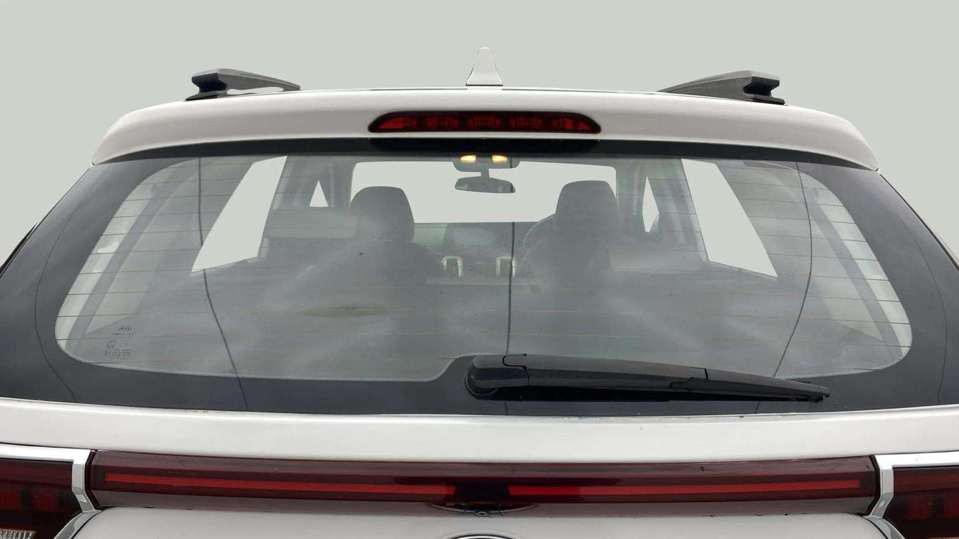 2020 KIA SONET HTX PLUS 1.0 IMT, Petrol, Manual, 82,245 km, Rear Windshield