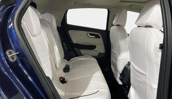 2024 Tata ALTROZ XZA + SUNROOF, Petrol, Automatic, 4,304 km, Right Side Rear Door Cabin